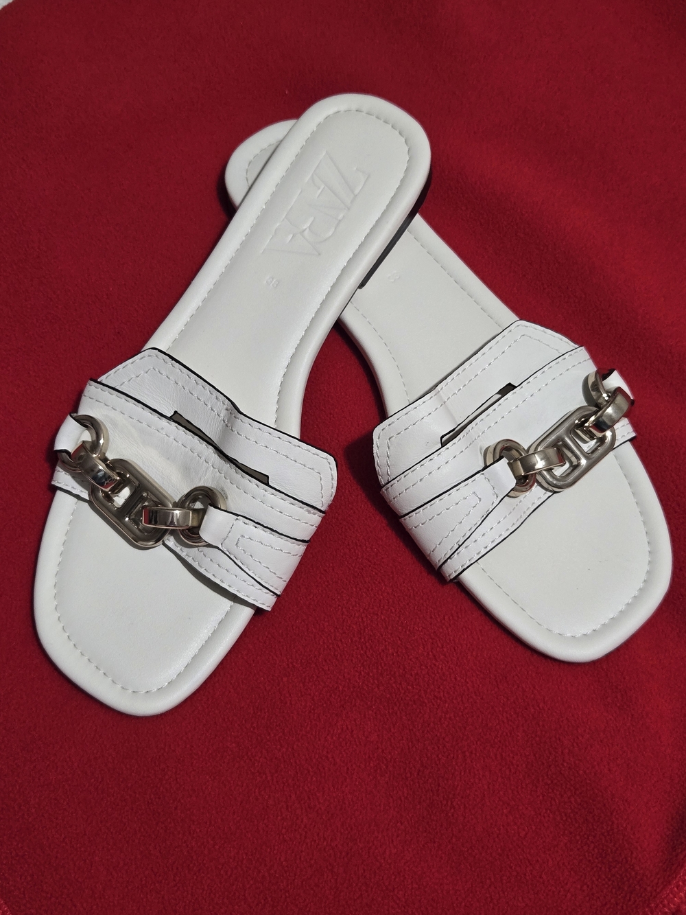 Zara White Slide Sandals with Silver Chain Accent